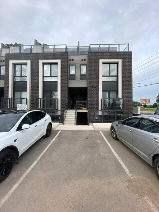 Lovely One Bedroom Condo With Free Parking Niagara Falls Extérieur photo