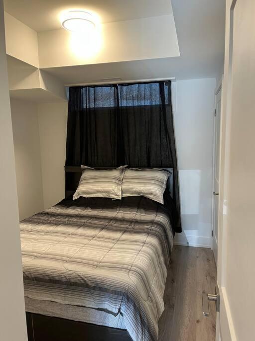 Lovely One Bedroom Condo With Free Parking Niagara Falls Extérieur photo